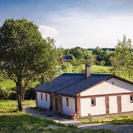 Bed and Breakfast Folwark Wierzchowiska Exterior foto